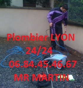 plombier Neuville sur Saône pour un débouchage de WC, de canalisation, de douche, de baignoire... 06 84 45 46 67