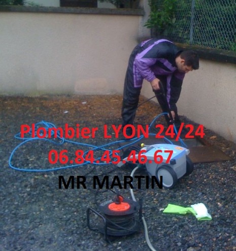 plombier Neuville sur Saône pour un débouchage de WC, de canalisation, de douche, de baignoire... 06 84 45 46 67